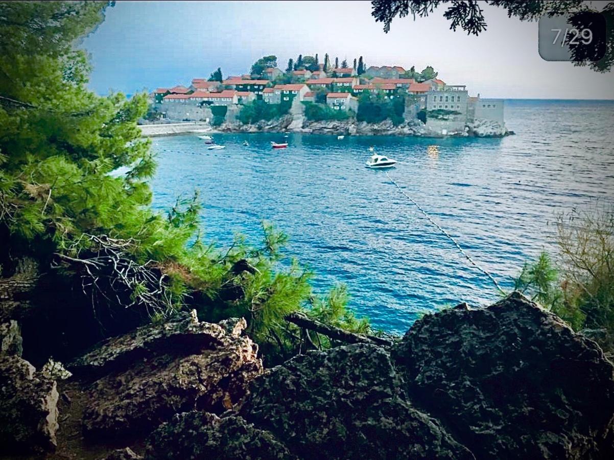 Sound Of The Sea Apartment Sveti Stefan Esterno foto